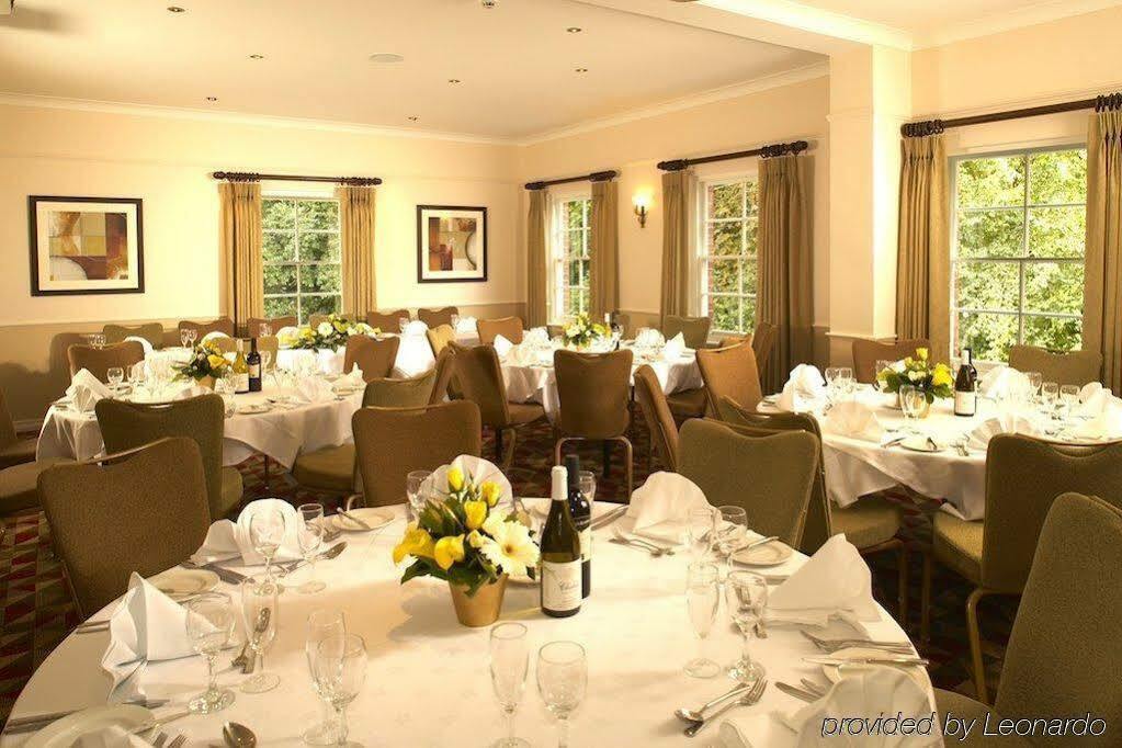 Waterloo Hotel Кроуторн Ресторант снимка